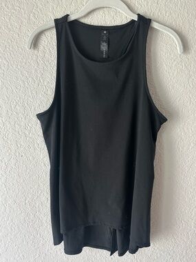 Yogalicious Black Racerback Tank Medium | Flowy Open Back Athleisure Workout Top